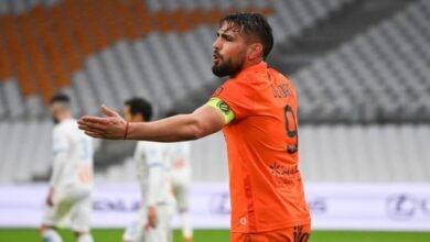 Photo of دولور يعاني إصابة خطيرة ويُعقد أمور نابولي