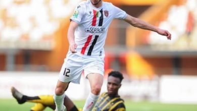 Photo of إتحاد الجزائر يعود بتعادل من ساحل العاج ويقترب من التأهل لدور الثمانية