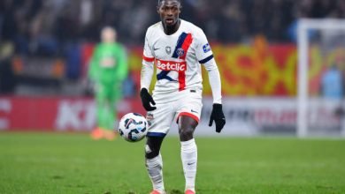 Photo of باريس سان جرمان يمدد عقد مدافعه الدولي البرتغالي منديش حتى 2029
